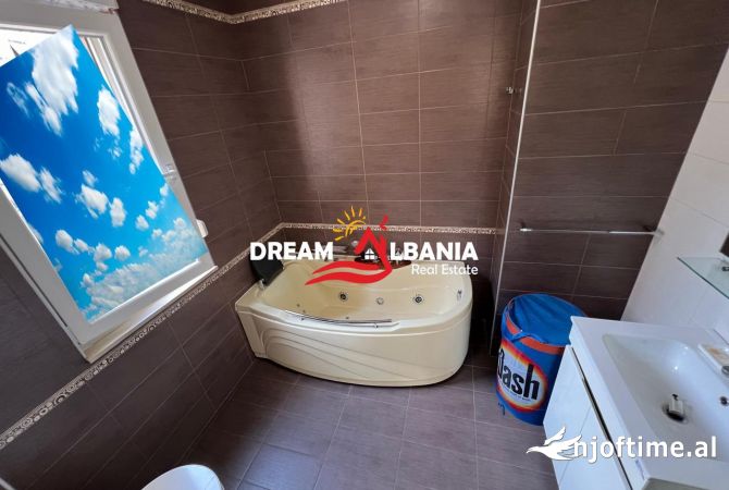 Shtepi me qera 2+1 ne Tirane - 800 Euro