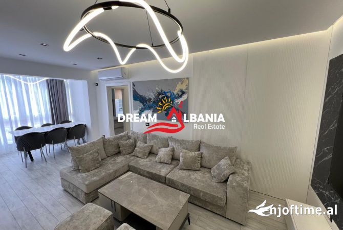 Shtepi ne shitje 3+1 ne Tirane - 275,000 Euro