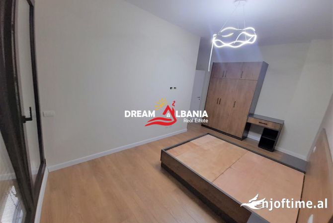 Shtepi me qera 2+1 ne Tirane - 1,500 Euro