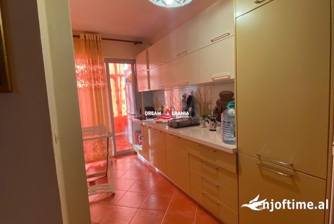 Shtepi ne shitje 1+1 ne Tirane - 75,000 Euro