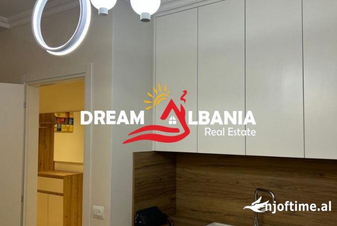 Shtepi me qera Apartament ne Tirane, 2+1, Mobilimi E mobiluar, Pagesa 1,000  Euro.