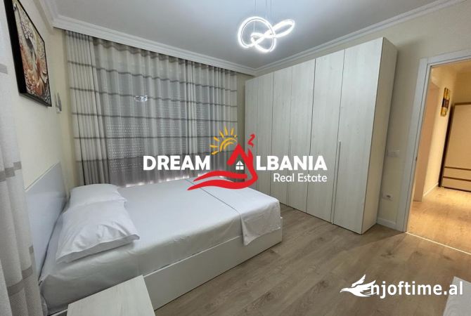 Shtepi me qera Apartament ne Tirane, 2+1, Mobilimi E mobiluar, Pagesa 1,000  Euro.