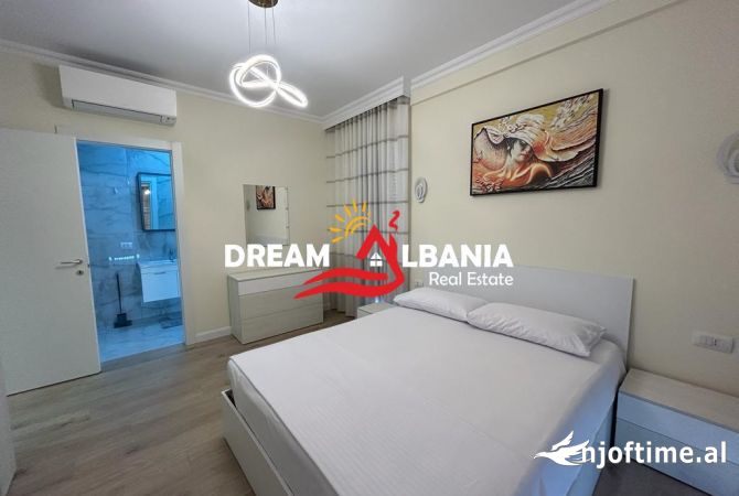 Shtepi me qera Apartament ne Tirane, 2+1, Mobilimi E mobiluar, Pagesa 1,000  Euro.