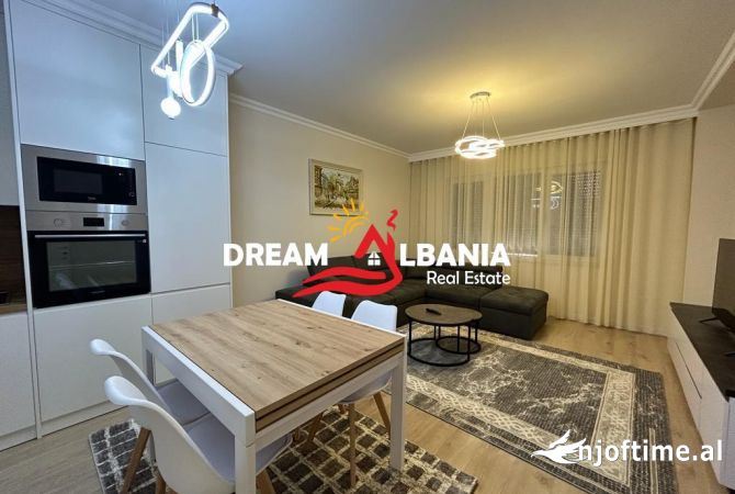 Shtepi me qera Apartament ne Tirane, 2+1, Mobilimi E mobiluar, Pagesa 1,000  Euro.