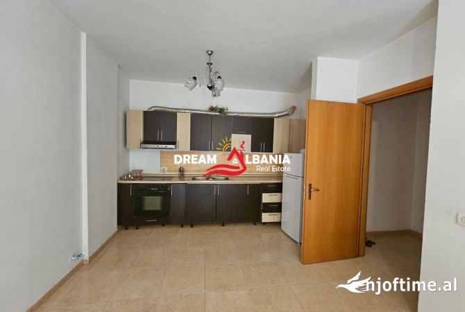 Shtepi me qera 2+1 ne Tirane - 500 Euro