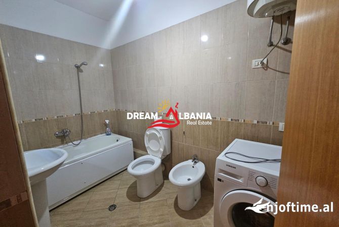Shtepi me qera Apartament ne Tirane, 2+1, Mobilimi E mobiluar, Pagesa 500  Euro.