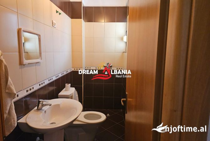 Shtepi me qera Apartament ne Tirane, 2+1, Mobilimi E mobiluar, Pagesa 500  Euro.