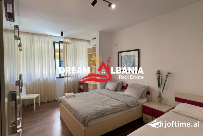 Shtepi ne shitje Apartament ne Tirane, 1+1, Mobilimi E mobiluar, Pagesa 130,000  Euro.