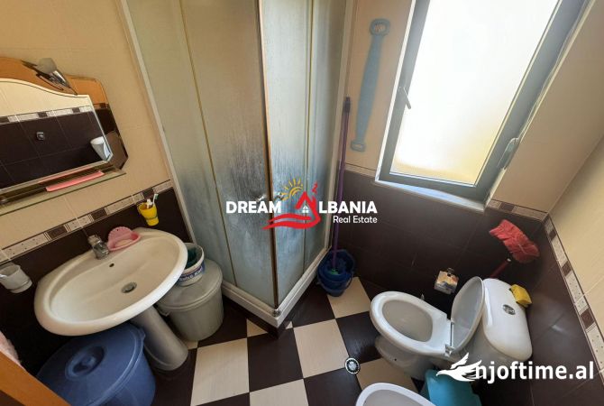 Shtepi ne shitje Apartament ne Tirane, 1+1, Mobilimi E mobiluar, Pagesa 100,000  Euro.