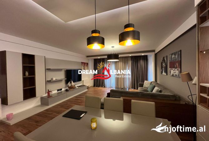 Shtepi me qera 2+1 ne Tirane - 1,200 Euro