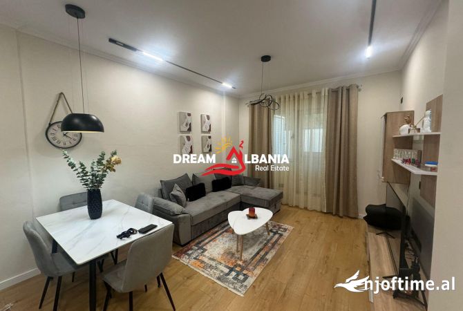 Shtepi me qera 1+1 ne Tirane - 750 Euro
