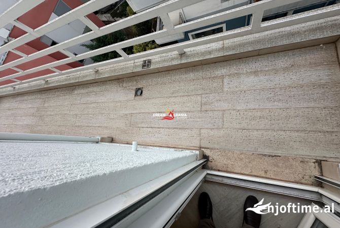 Shtepi ne shitje Penthose(kati i fundit panoramik) ne Tirane, 7+1, Mobilimi E mobiluar, Pagesa 510,000  Euro.