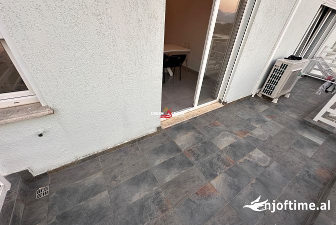 Shtepi ne shitje Penthose(kati i fundit panoramik) ne Tirane, 7+1, Mobilimi E mobiluar, Pagesa 510,000  Euro.