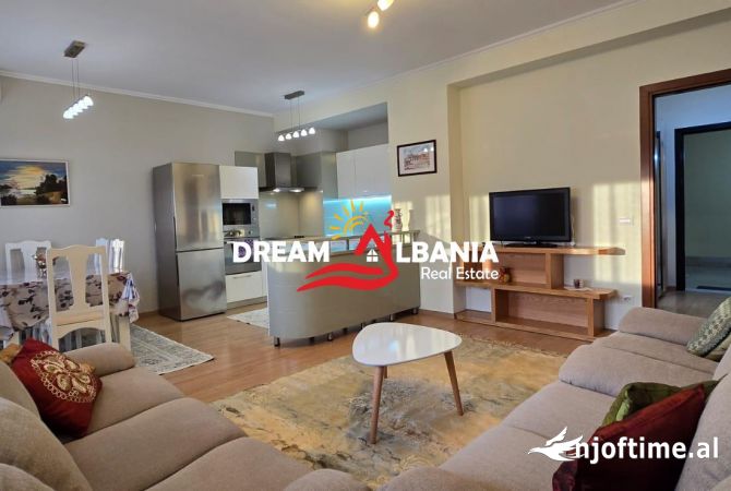 Shtepi me qera 2+1 ne Tirane - 750 Euro