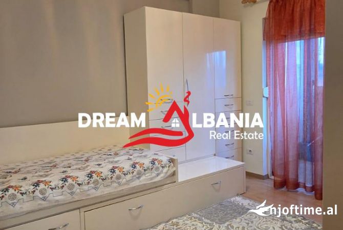 Shtepi me qera Apartament ne Tirane, 2+1, Mobilimi E mobiluar, Pagesa 750  Euro.