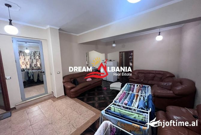 Shtepi ne shitje 7+1 ne Tirane - 1,000,000 Euro