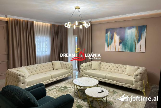 Shtepi me qera 3+1 ne Tirane - 1,200 Euro
