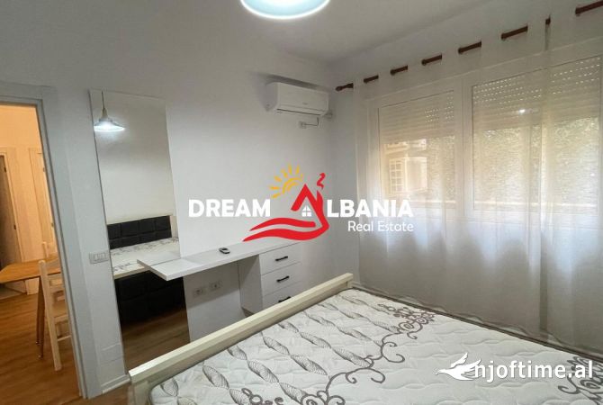 Shtepi me qera Apartament ne Tirane, 2+1, Mobilimi E mobiluar, Pagesa 750  Euro.