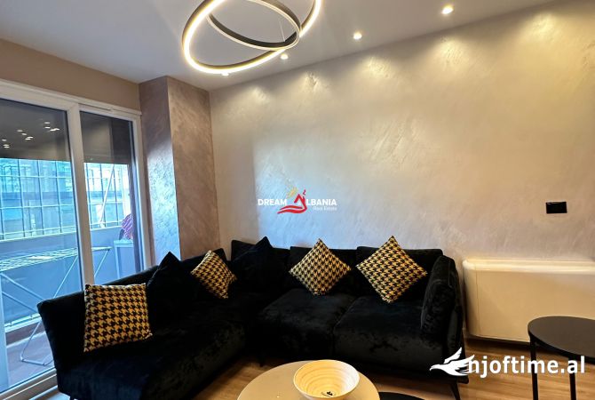 Shtepi me qera Apartament ne Tirane, 2+1, Mobilimi E mobiluar, Pagesa 1,000  Euro.