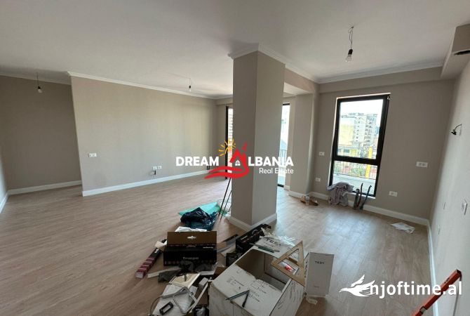 Ambient biznesi me qera 3+1 ne Tirane - 700 Euro