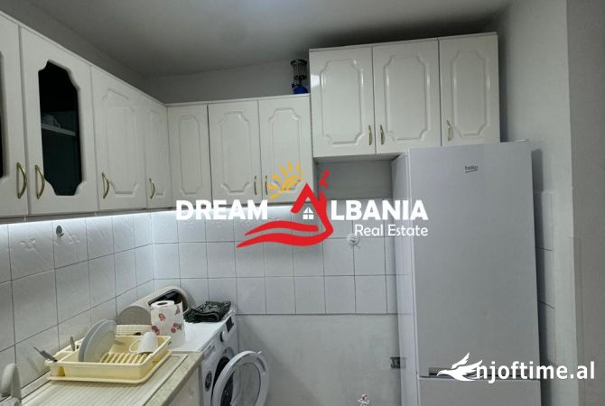 Shtepi me qera Apartament ne Tirane, 2+1, Mobilimi E mobiluar, Pagesa 700  Euro.