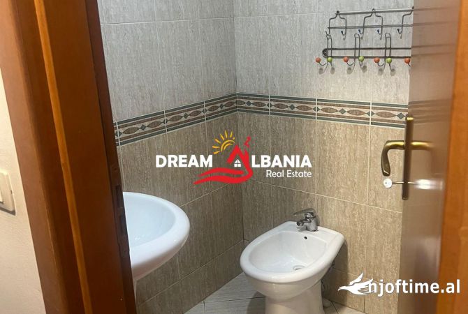 Appartamento in affitto a Tirana 1+1, Arredato