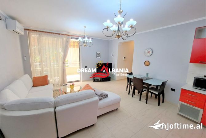Shtepi me qera 2+1 ne Tirane - 700 Euro