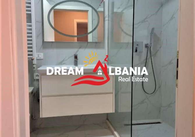 Shtepi me qera  ne Tirane, 2+1, Mobilimi E mobiluar, Pagesa 400  Euro.