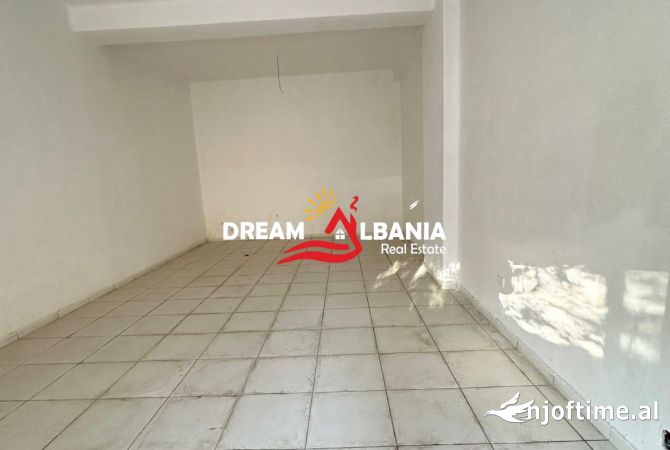 Ambient biznesi ne shitje 1+1 ne Tirane - 42,500 Euro