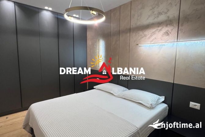 Shtepi me qera Apartament ne Tirane, 2+1, Mobilimi E mobiluar, Pagesa 1,600  Euro.