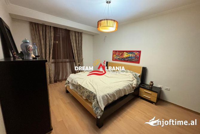 Shtepi me qera 2+1 ne Tirane - 900 Euro