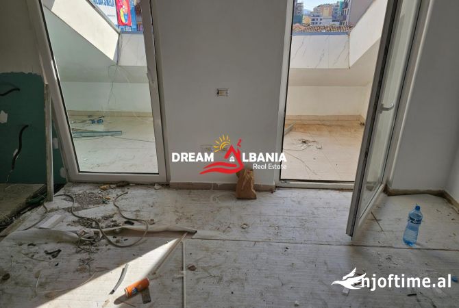 Jepet me qera Vile 3 kateshe prane Shkolles Partizani , Tirane (ID 4251344)