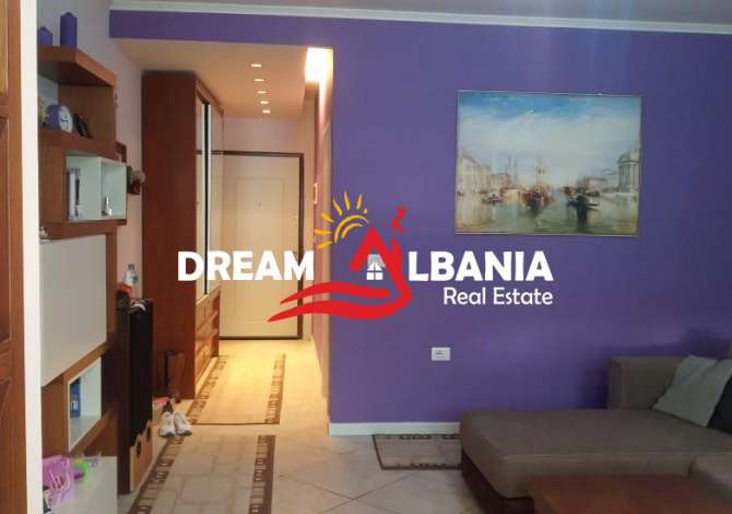 Shtepi ne shitje  ne Tirane, 2+1, Mobilimi E mobiluar, Pagesa 55,000  Euro.