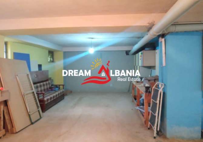 Shtepi ne shitje  ne Tirane, 2+1, Mobilimi E mobiluar, Pagesa 55,000  Euro.