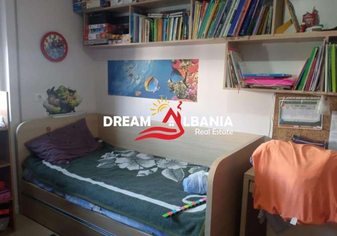 Shtepi ne shitje  ne Tirane, 2+1, Mobilimi E mobiluar, Pagesa 55,000  Euro.