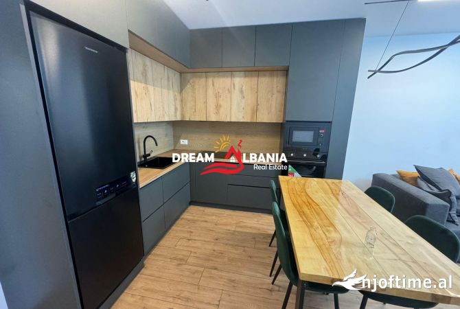 Shtepi me qera 2+1 ne Tirane - 800 Euro