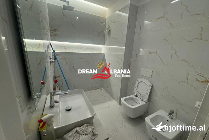 Shtepi me qera Apartament ne Tirane, 2+1, Mobilimi E mobiluar, Pagesa 800  Euro.