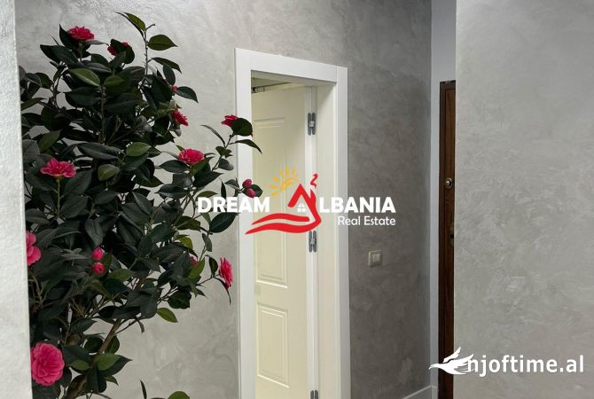 Shtepi me qera Apartament ne Tirane, 1+1, Mobilimi E mobiluar, Pagesa 800  Euro.
