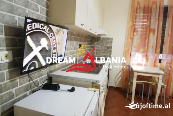 Shtepi me qera Garsoniere ne Tirane - 380 Euro