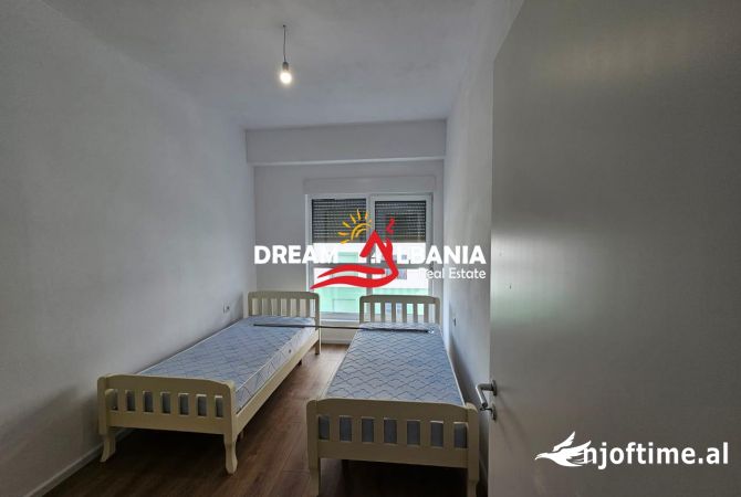Shtepi me qera Apartament ne Tirane, 2+1, Mobilimi E mobiluar, Pagesa 500  Euro.