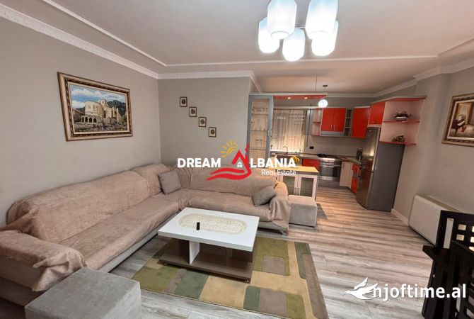 Shtepi me qera 2+1 ne Tirane - 800 Euro