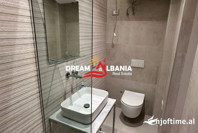 Shtepi me qera Apartament ne Tirane, Garsoniere, Mobilimi E mobiluar, Pagesa 550  Euro.