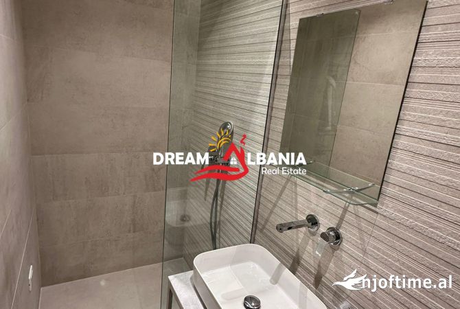 Shtepi me qera Apartament ne Tirane, Garsoniere, Mobilimi E mobiluar, Pagesa 550  Euro.