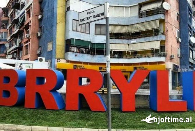 Ambient biznesi me qera 1+1 ne Tirane - 350 Euro