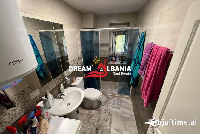 Shtepi ne shitje Apartament ne Tirane, 2+1, Mobilimi E mobiluar, Pagesa 98,000  Euro.