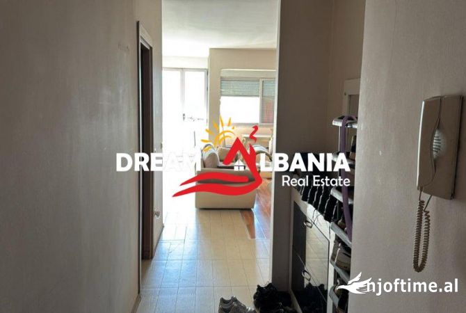 Shtepi me qera Apartament ne Tirane, 2+1, Mobilimi E mobiluar, Pagesa 700  Euro.