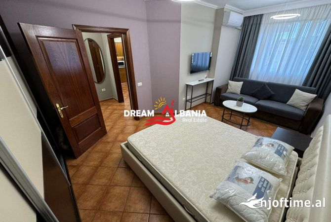 Shtepi me qera Apartament ne Tirane, 1+1, Mobilimi E mobiluar, Pagesa 600  Euro.