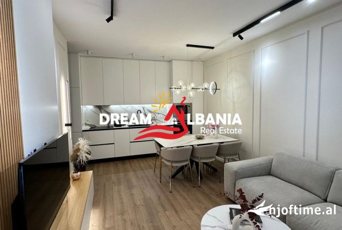Casa in affitto 2+1 a Tirana - 1,000 Euro