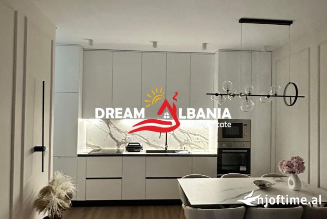 Shtepi me qera Apartament ne Tirane, 2+1, Mobilimi E mobiluar, Pagesa 1,000  Euro.