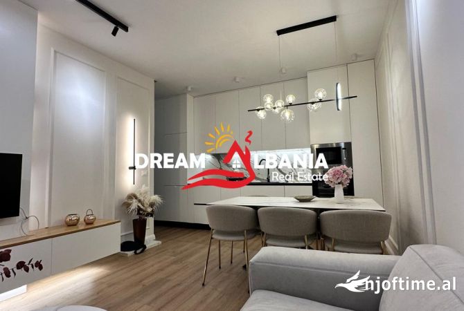 Shtepi me qera Apartament ne Tirane, 2+1, Mobilimi E mobiluar, Pagesa 1,000  Euro.